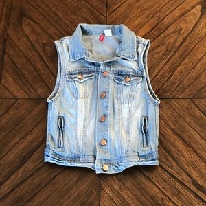 Jean Vest